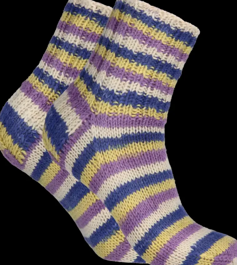 Novita Käsityötarvikkeet>Fazer X Neulelanka 7 Veljesta Karkkiraita Lontoon Rae