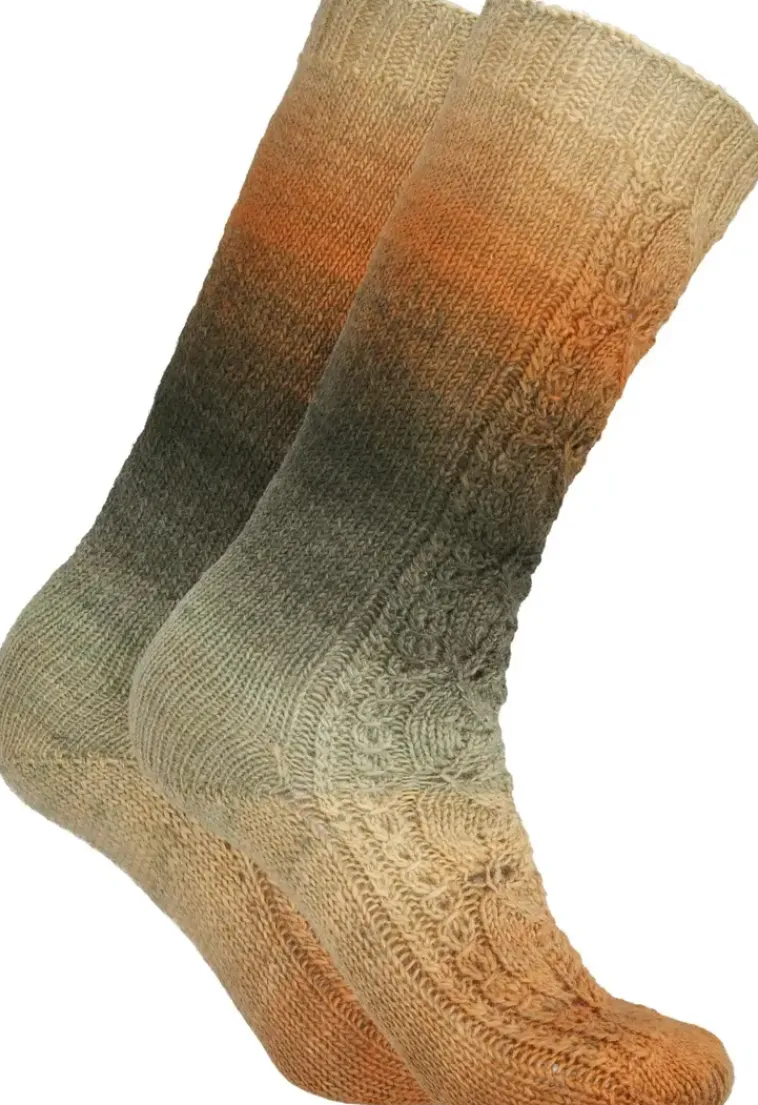 Novita Käsityötarvikkeet>Lanka Kajastus 100G 830