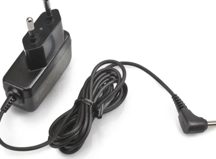 Omron Verenpainemittarit<Verkkovirtalaite Verenpainemittariin