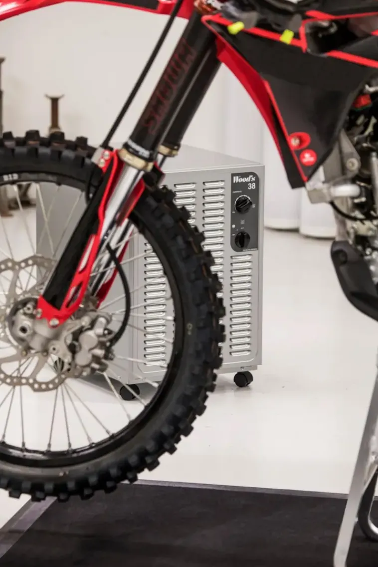 Wood's Ilmastointi Ja Huoneilma<Sw38Fm Kosteudenpoistaja Kellariin Yli 100M2