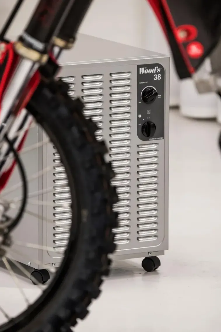 Wood's Ilmastointi Ja Huoneilma<Sw38Fm Kosteudenpoistaja Kellariin Yli 100M2